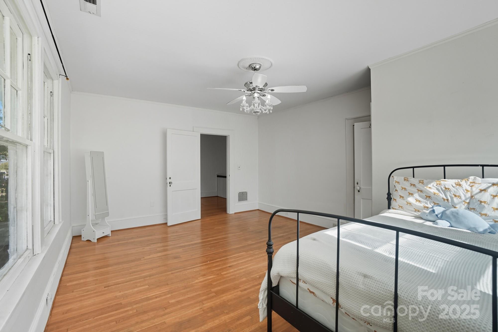 504 S York Street — Gastonia