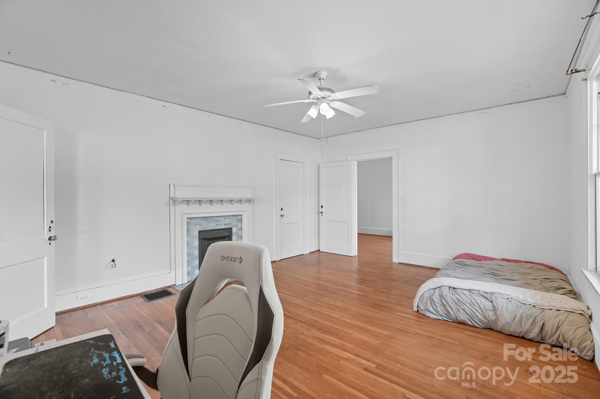 504 S York Street — Gastonia