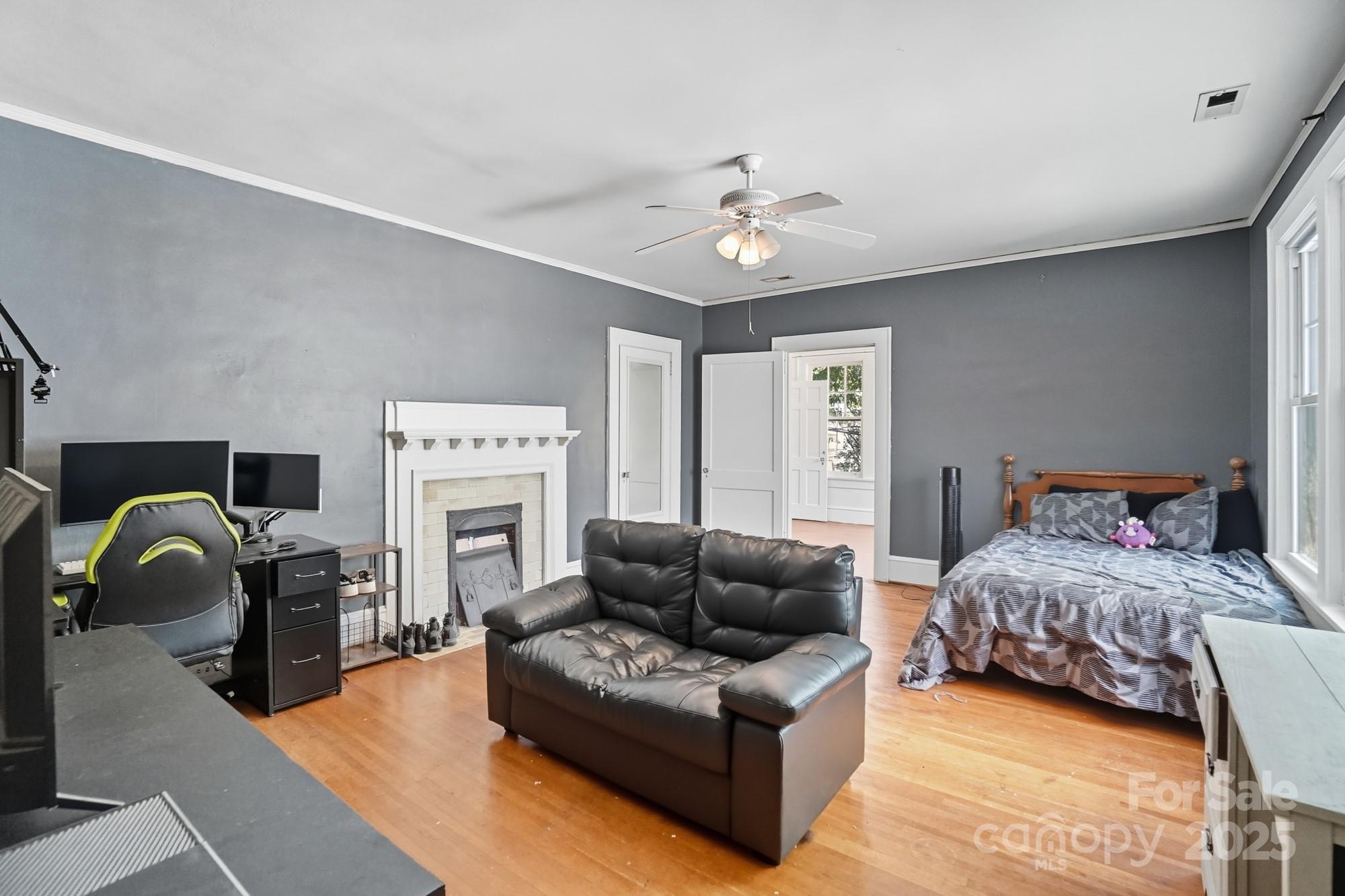 504 S York Street — Gastonia