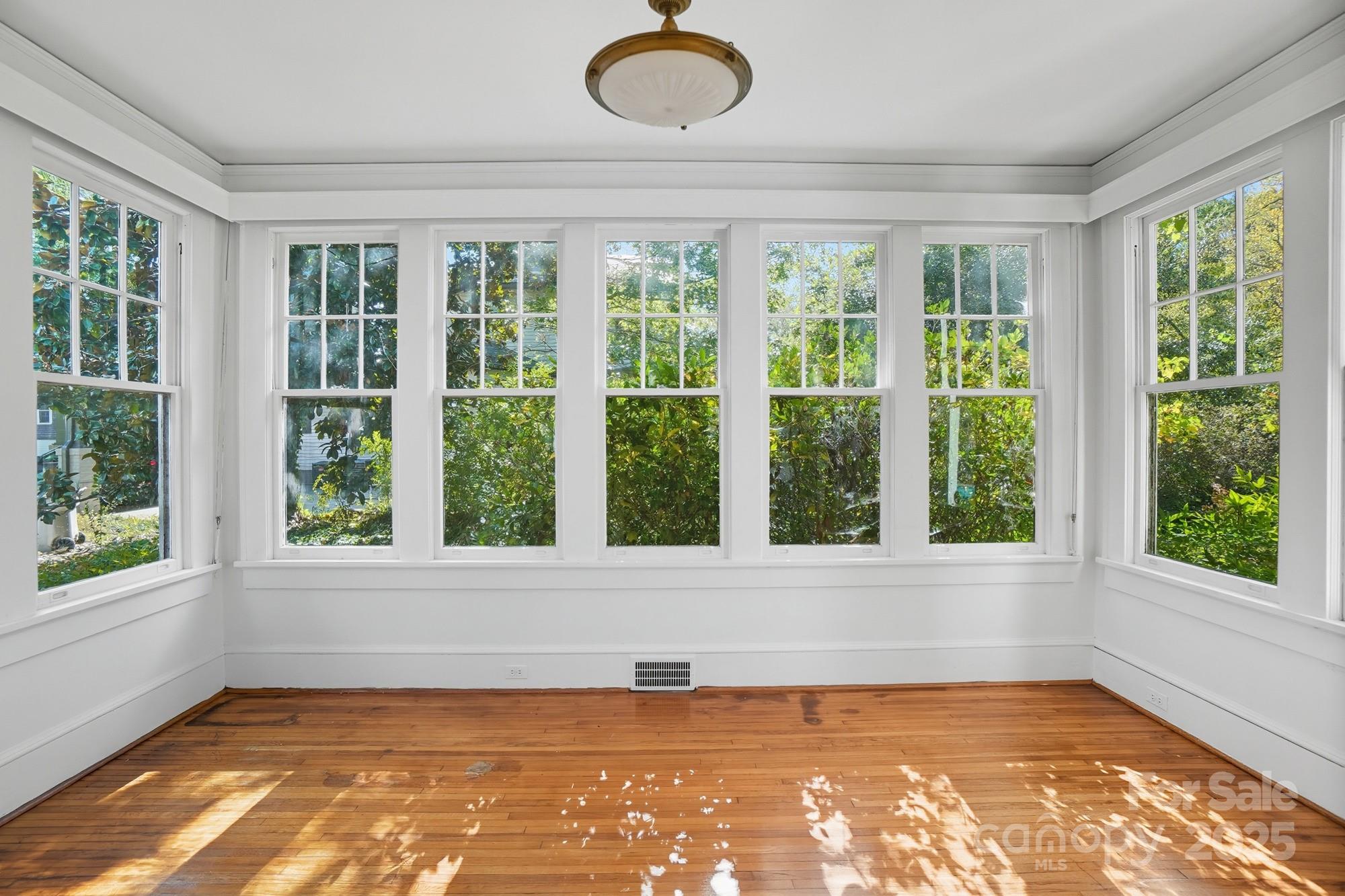 504 S York Street — Gastonia