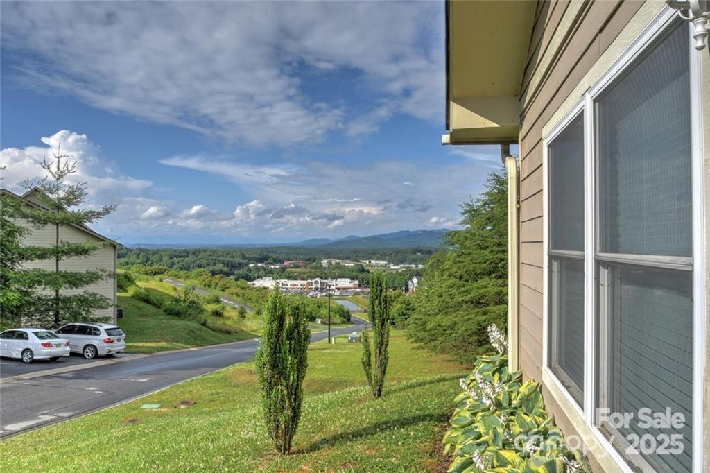 29 Rotunda Circle — Asheville