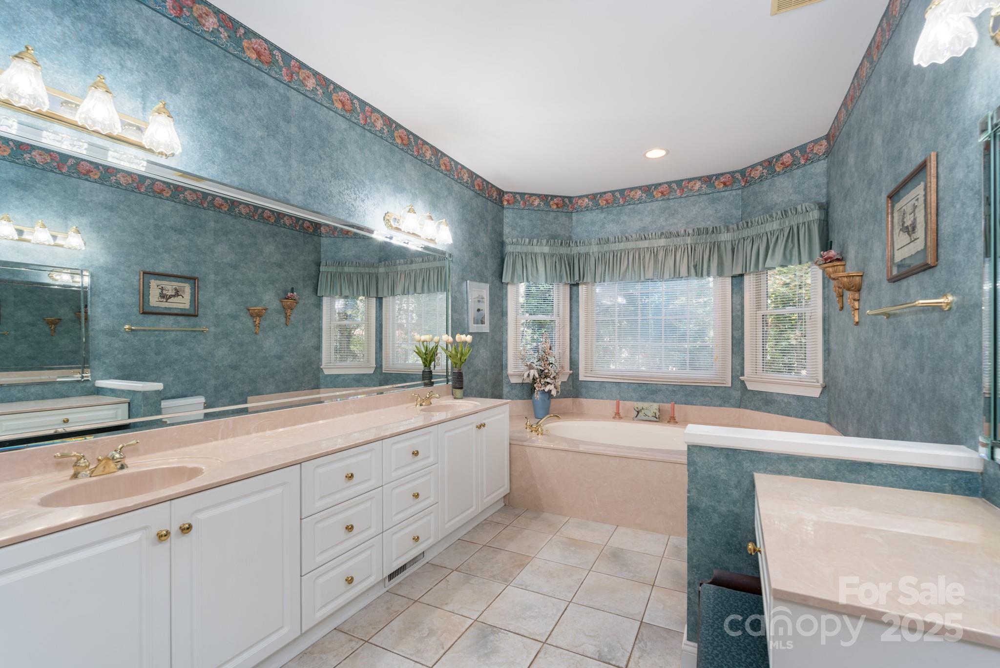1085 Pinecrest Drive — Rock Hill