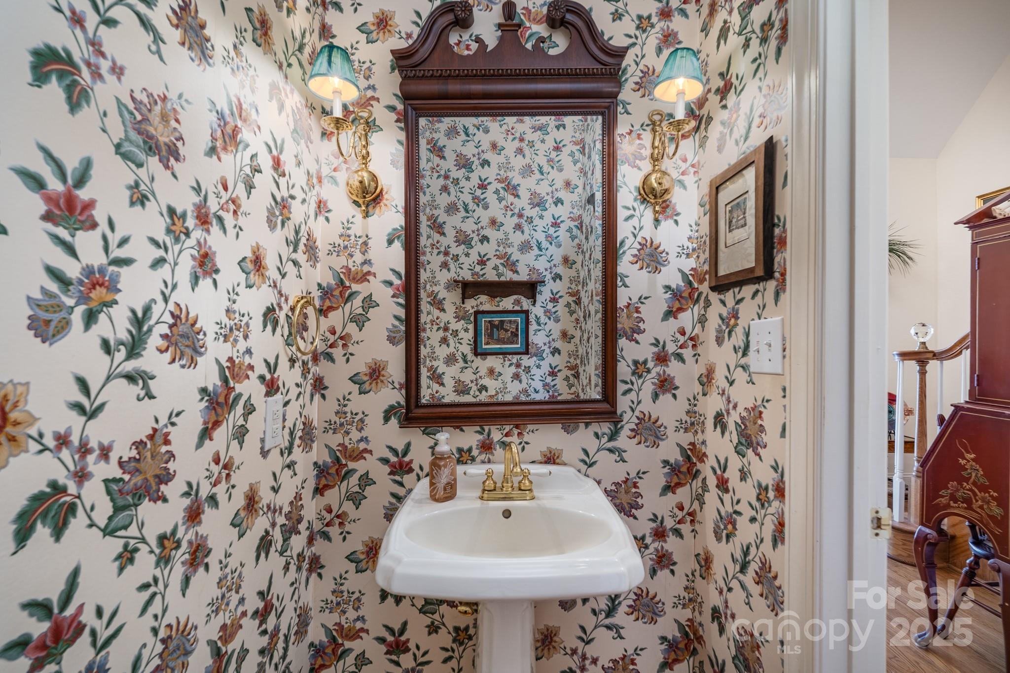 1085 Pinecrest Drive — Rock Hill