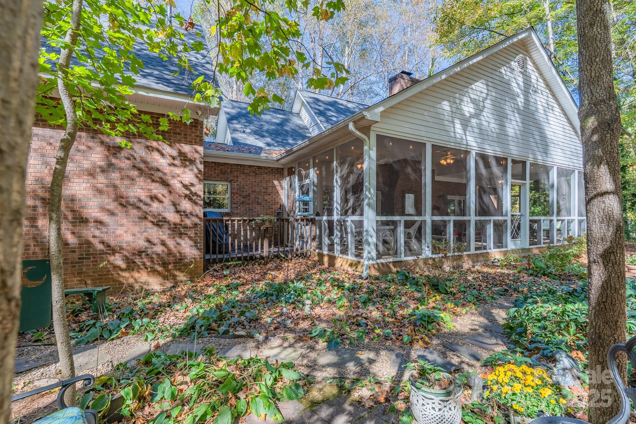 1085 Pinecrest Drive — Rock Hill