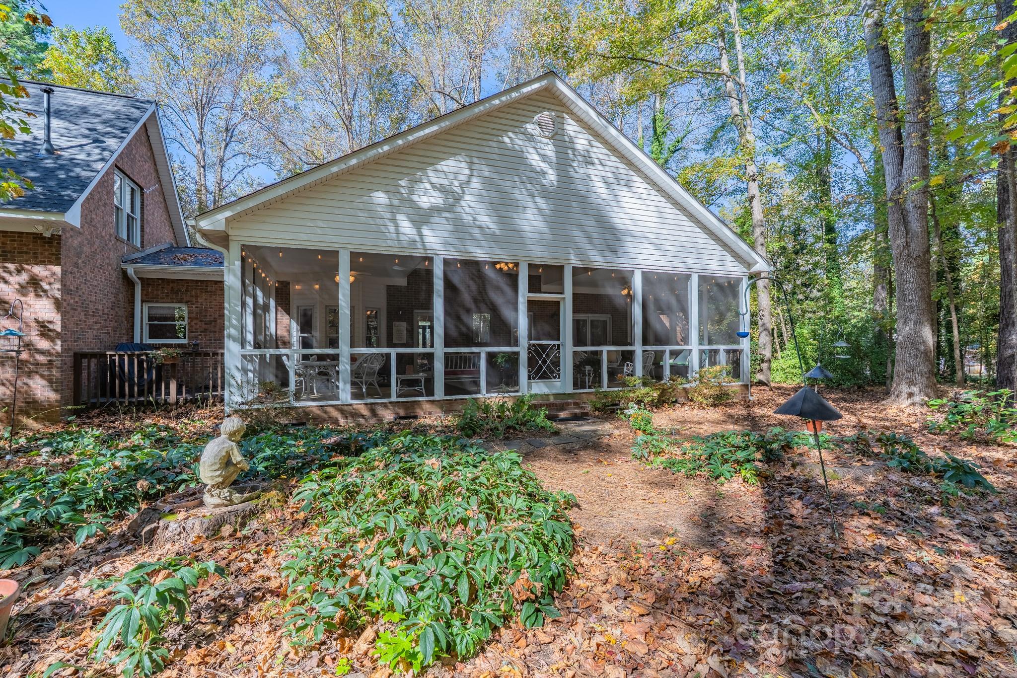 1085 Pinecrest Drive — Rock Hill
