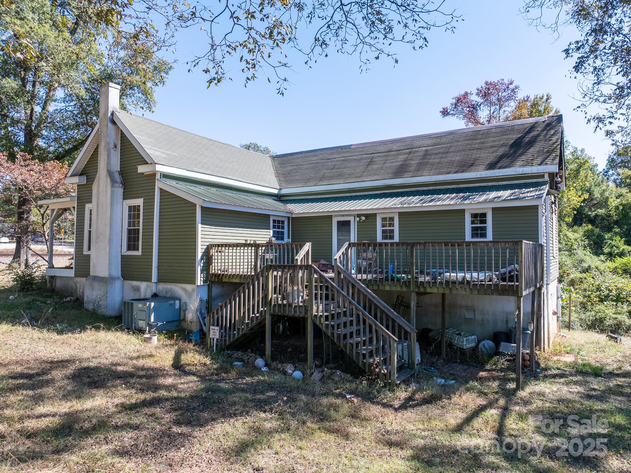 3062 Michelle Drive — Blackstock