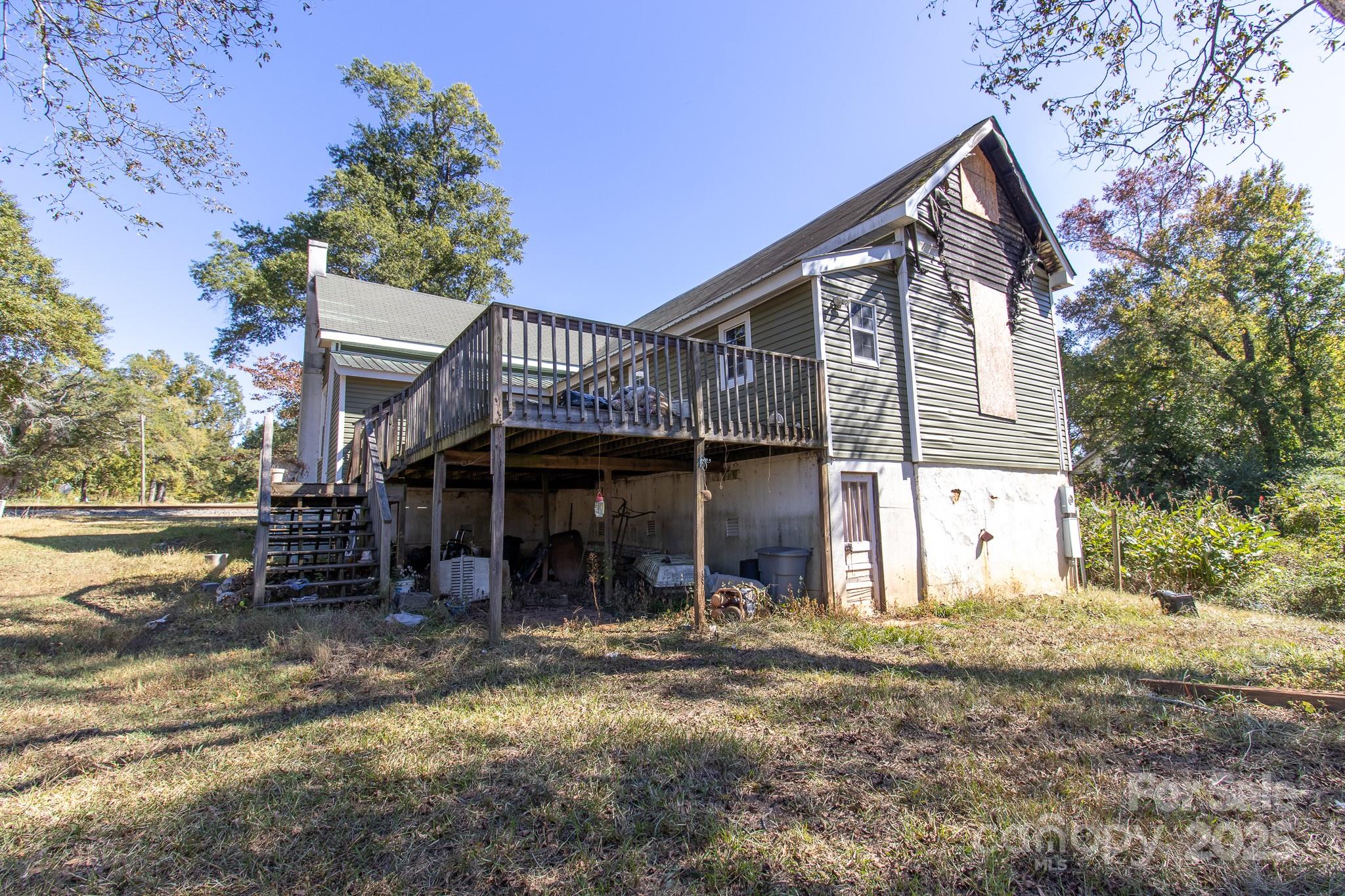 3062 Michelle Drive — Blackstock