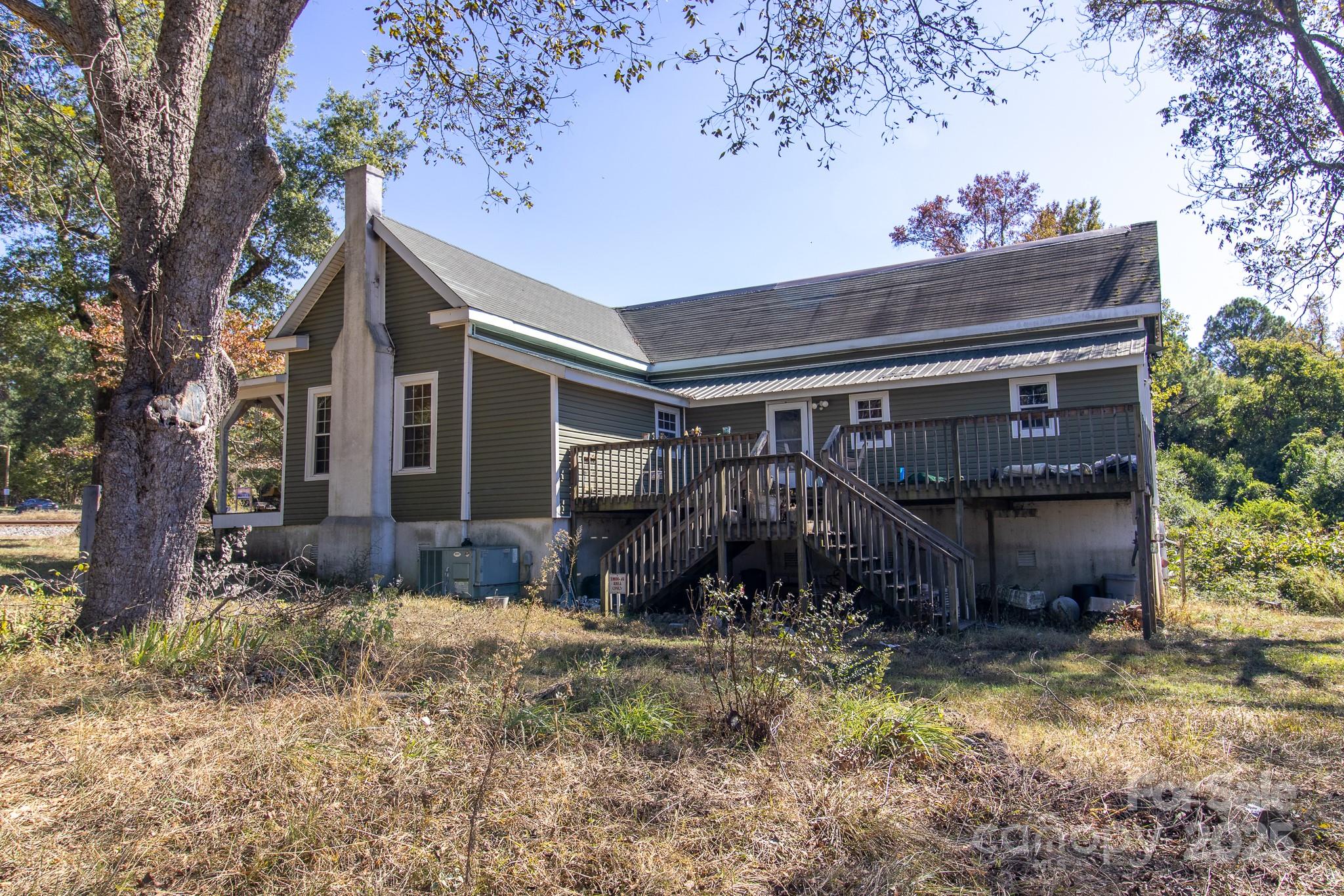 3062 Michelle Drive — Blackstock