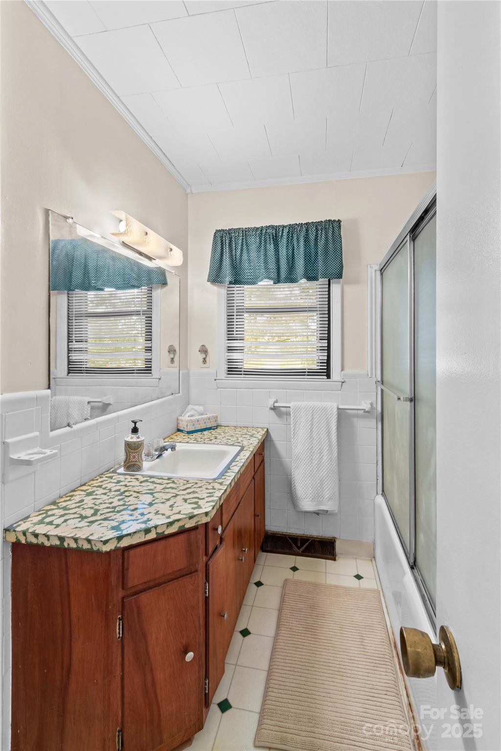 265 Rocky River Road — Mooresville