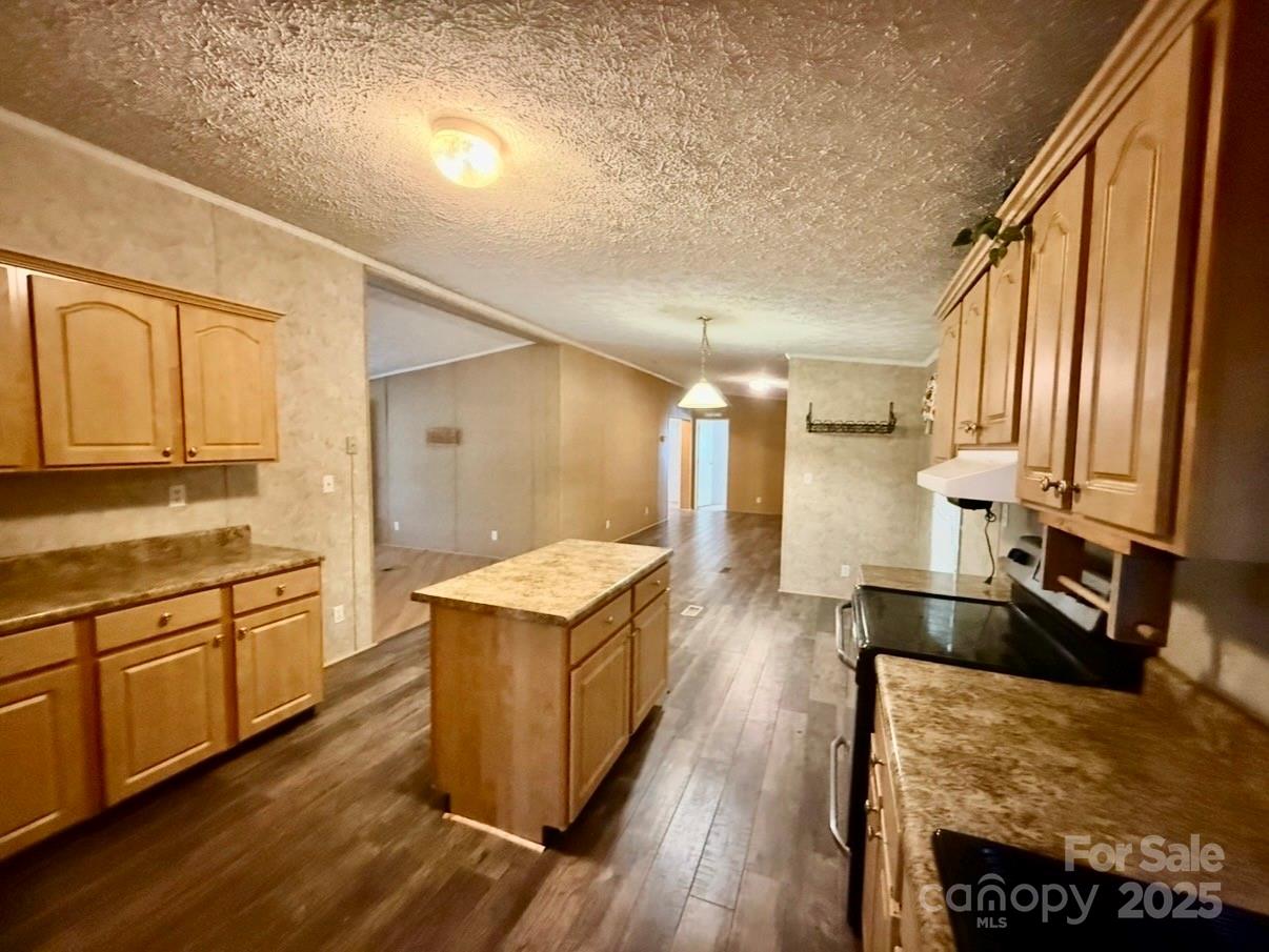 1409 Clayton Drive — Chester