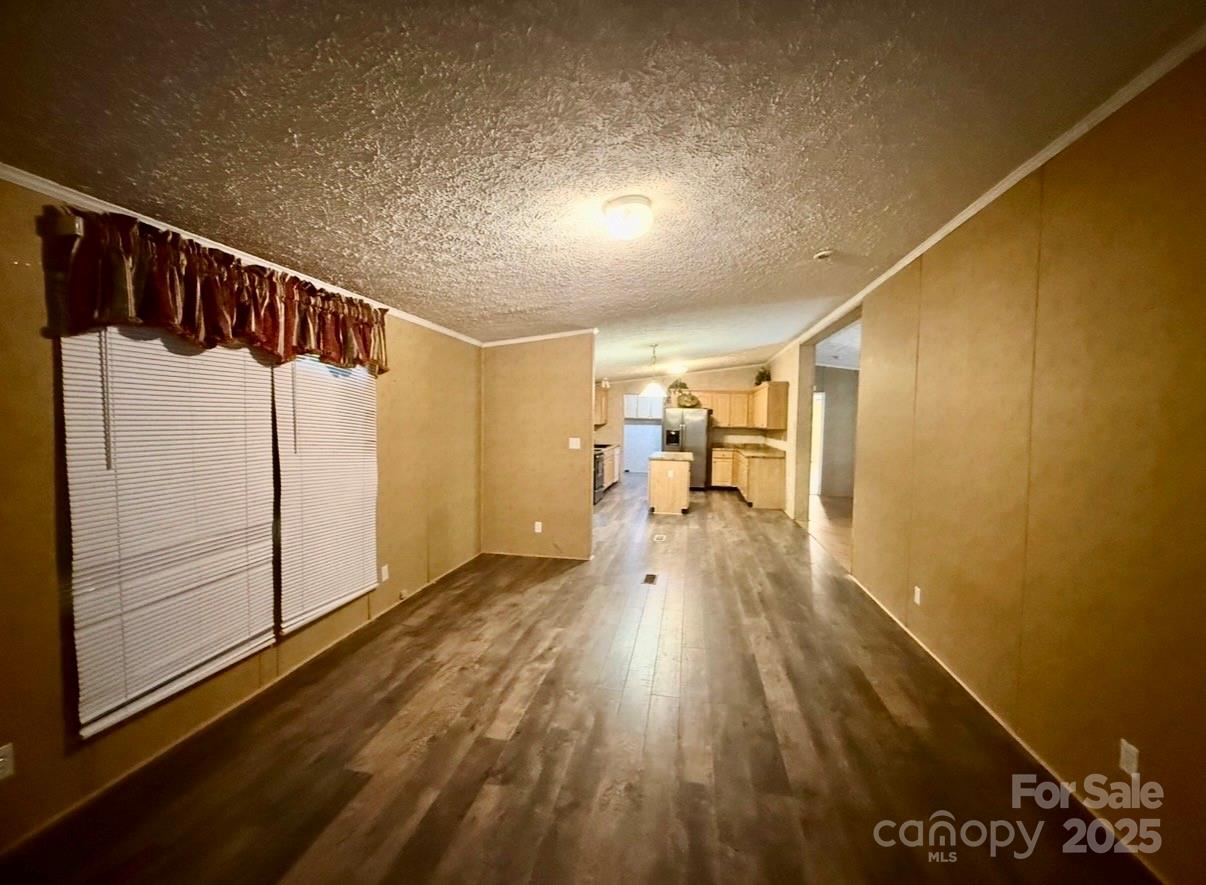 1409 Clayton Drive — Chester