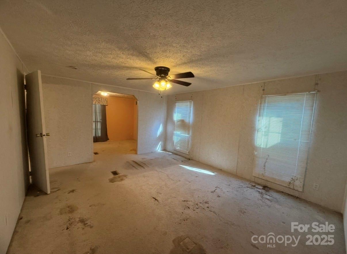 1409 Clayton Drive — Chester