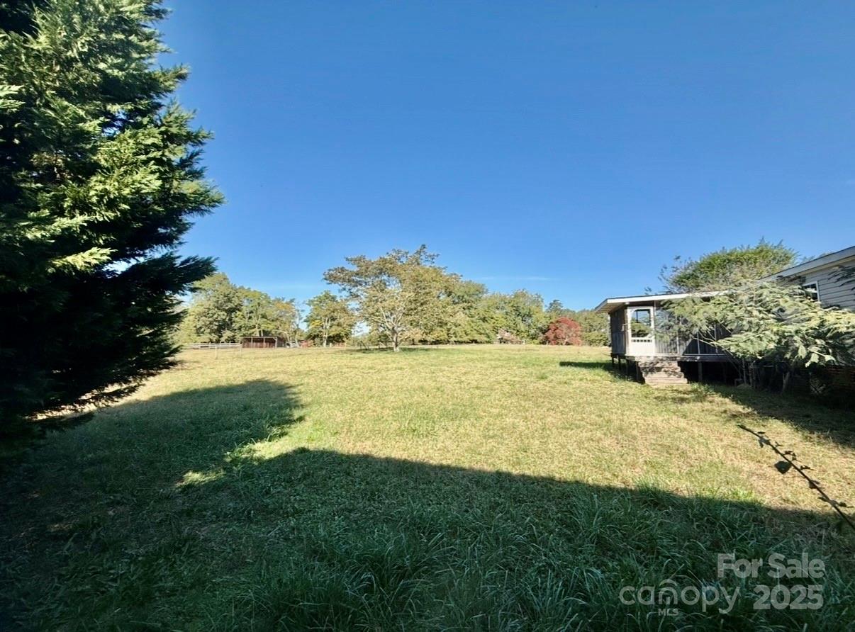 1409 Clayton Drive — Chester