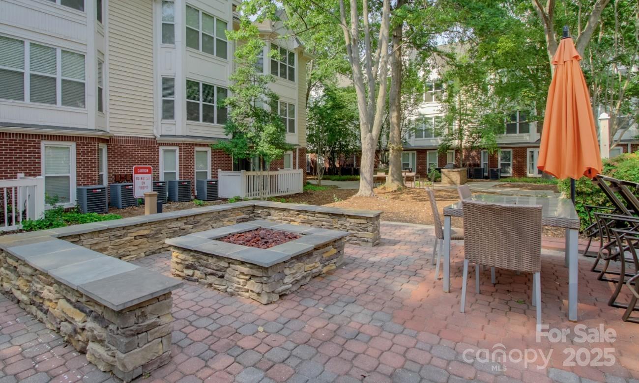 529 N Graham Street #3G — Charlotte