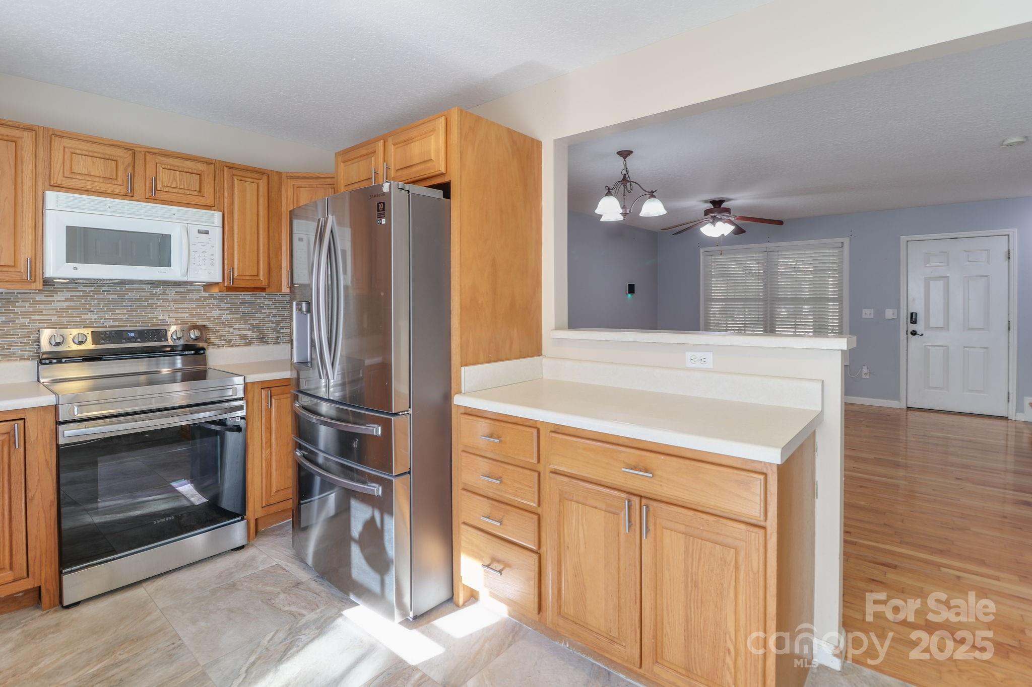 16 Aberdeen Drive — Arden