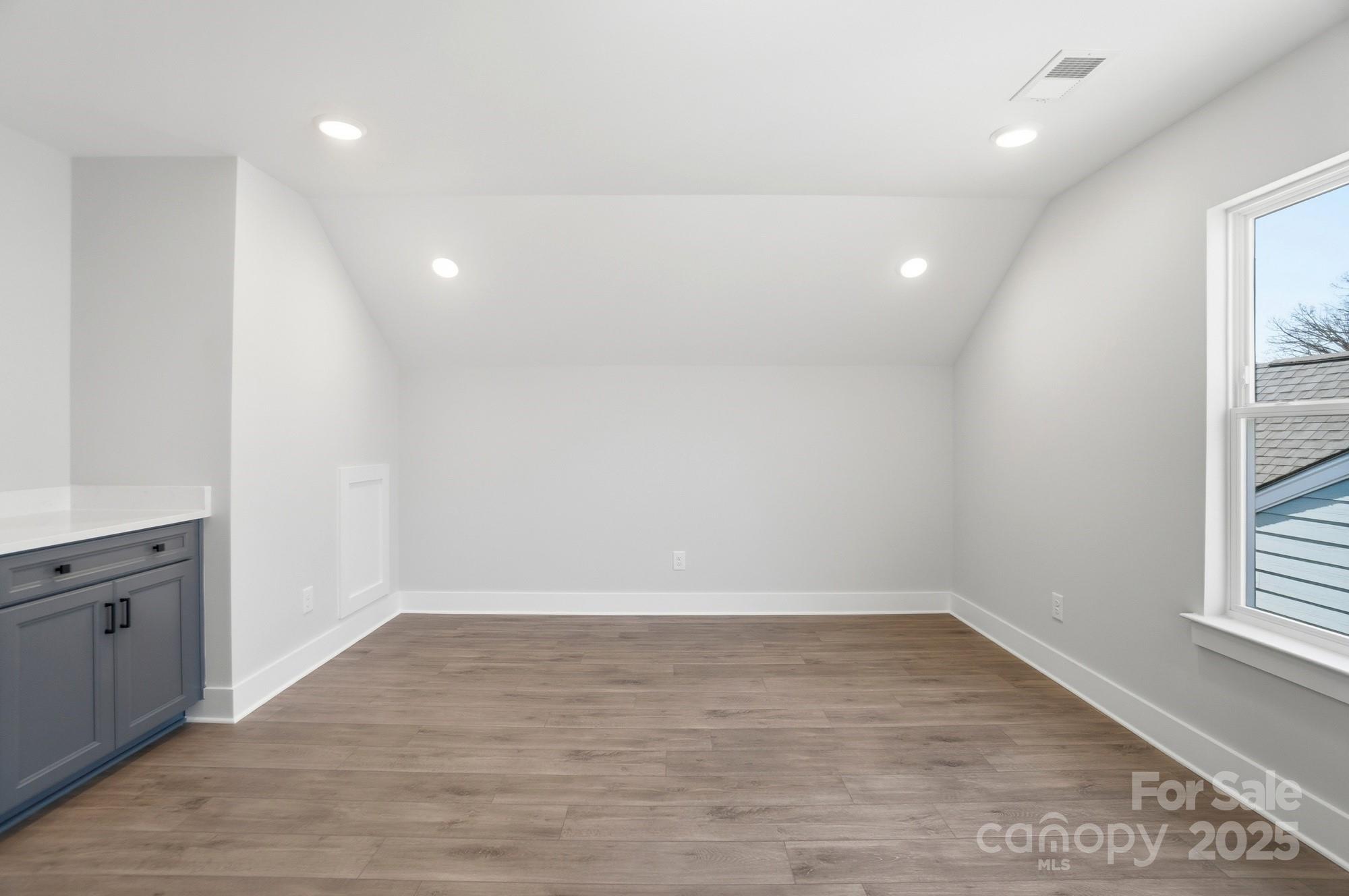 126 S Dunlavin Way — Mooresville