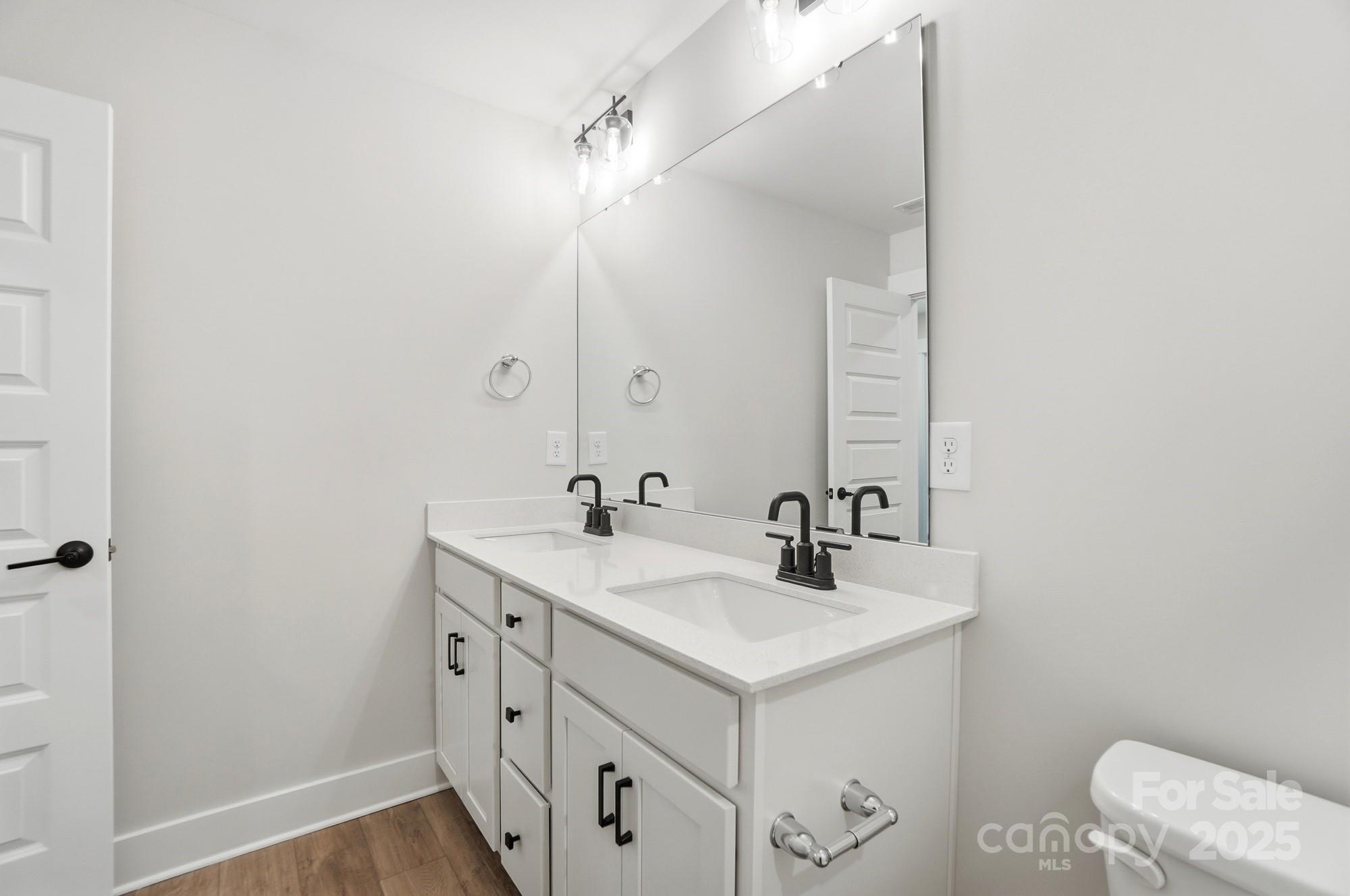 126 S Dunlavin Way — Mooresville