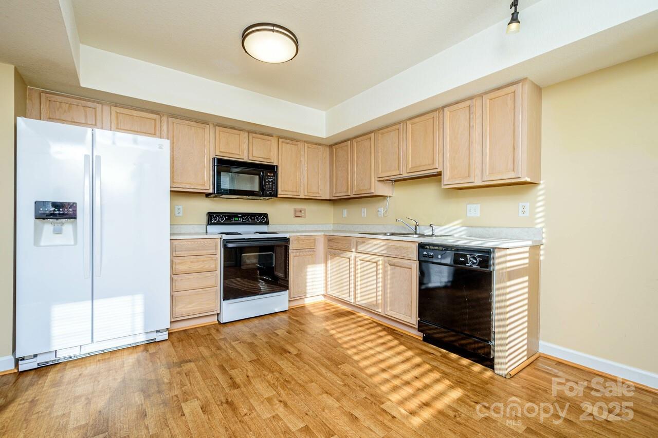 606 Olde Covington Way — Arden