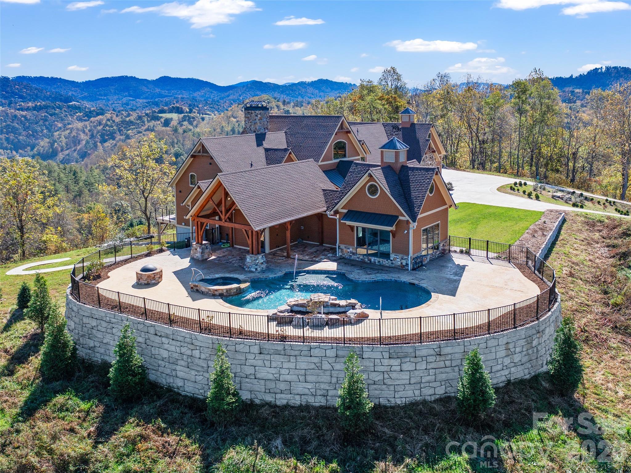 946 Ridge Road — Green Mountain
