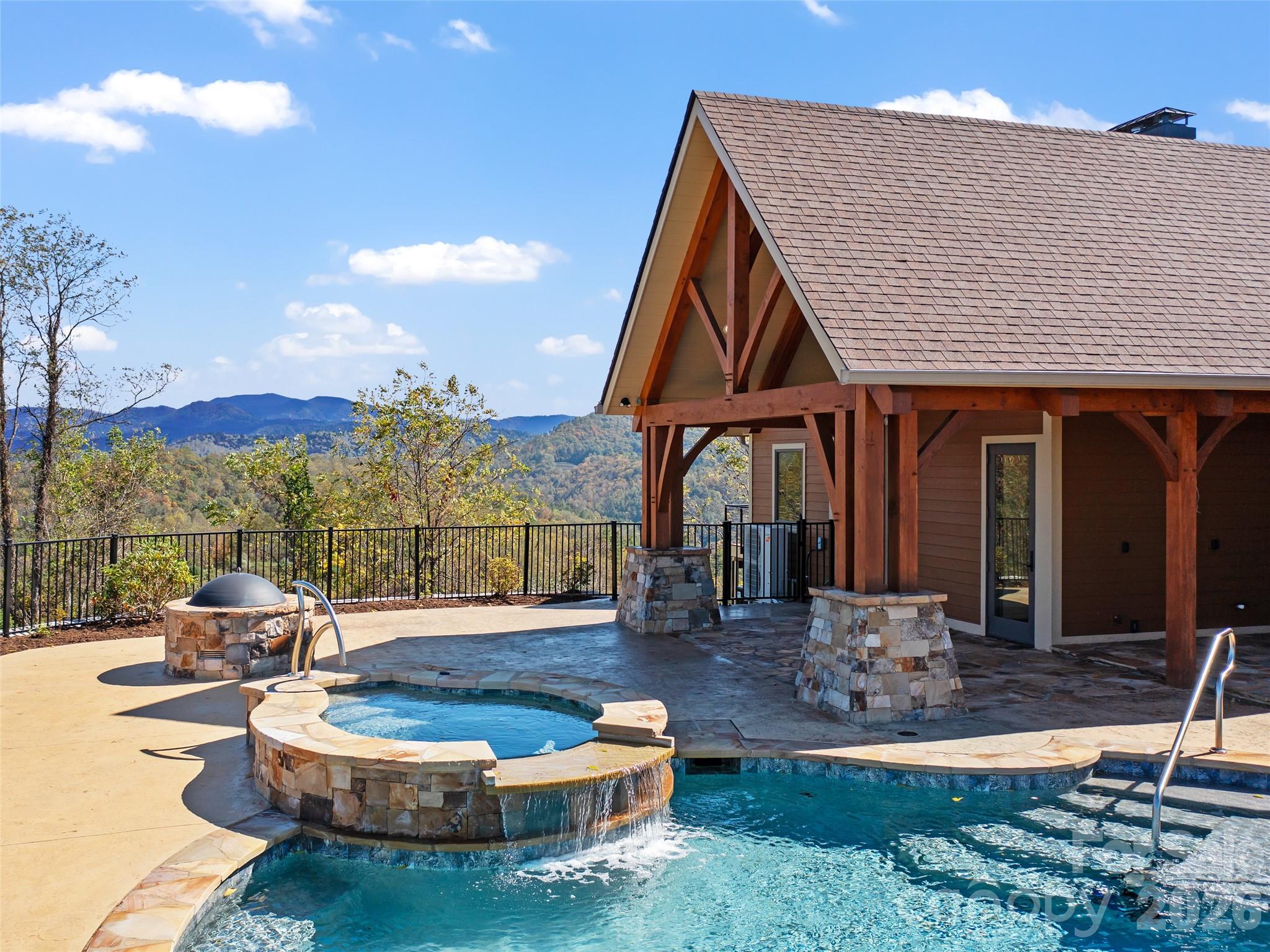 946 Ridge Road — Green Mountain