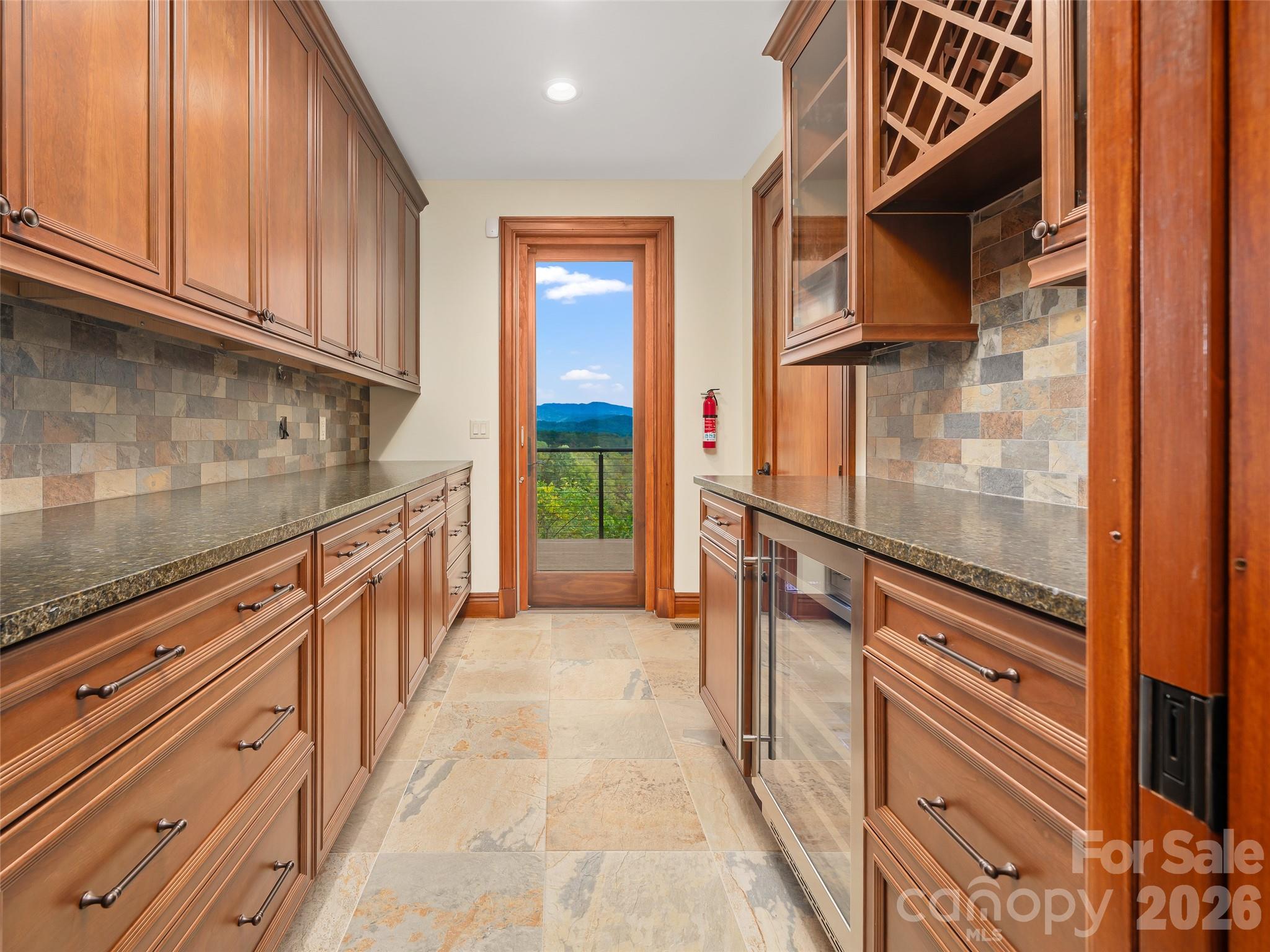 946 Ridge Road — Green Mountain