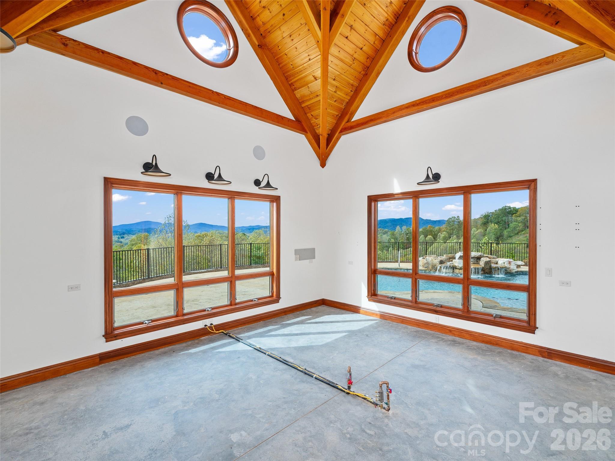 946 Ridge Road — Green Mountain
