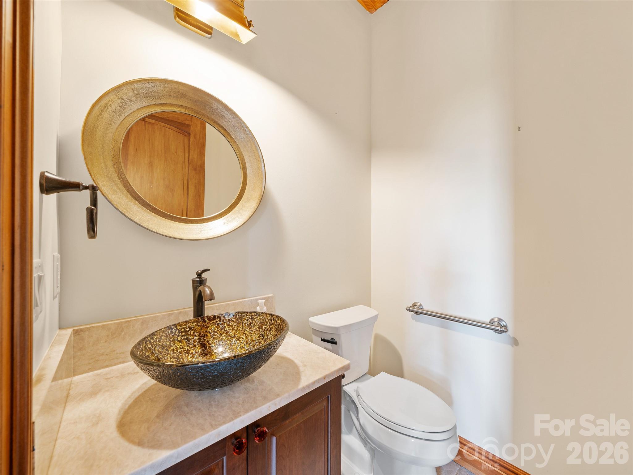 946 Ridge Road — Green Mountain