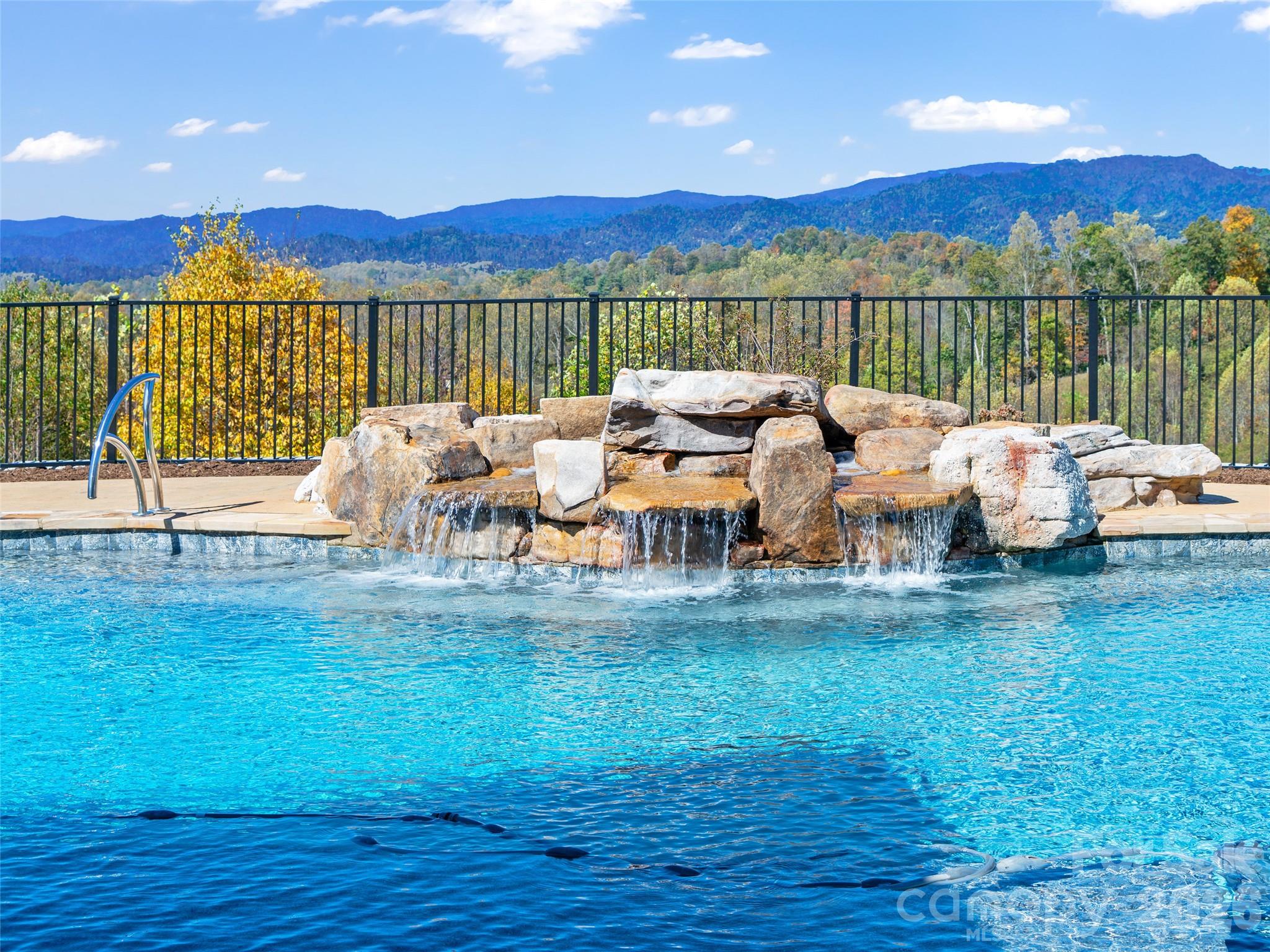 946 Ridge Road — Green Mountain
