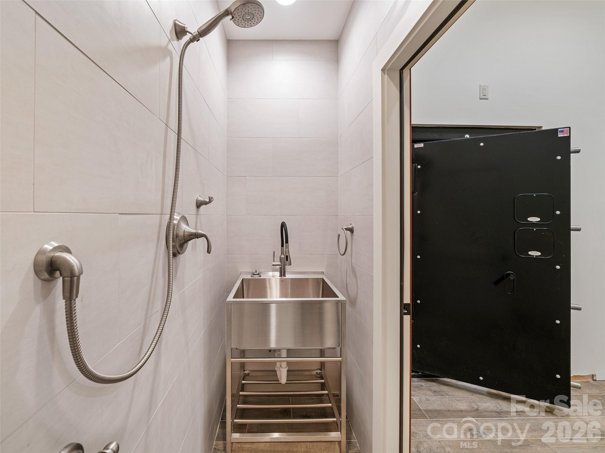 946 Ridge Road — Green Mountain