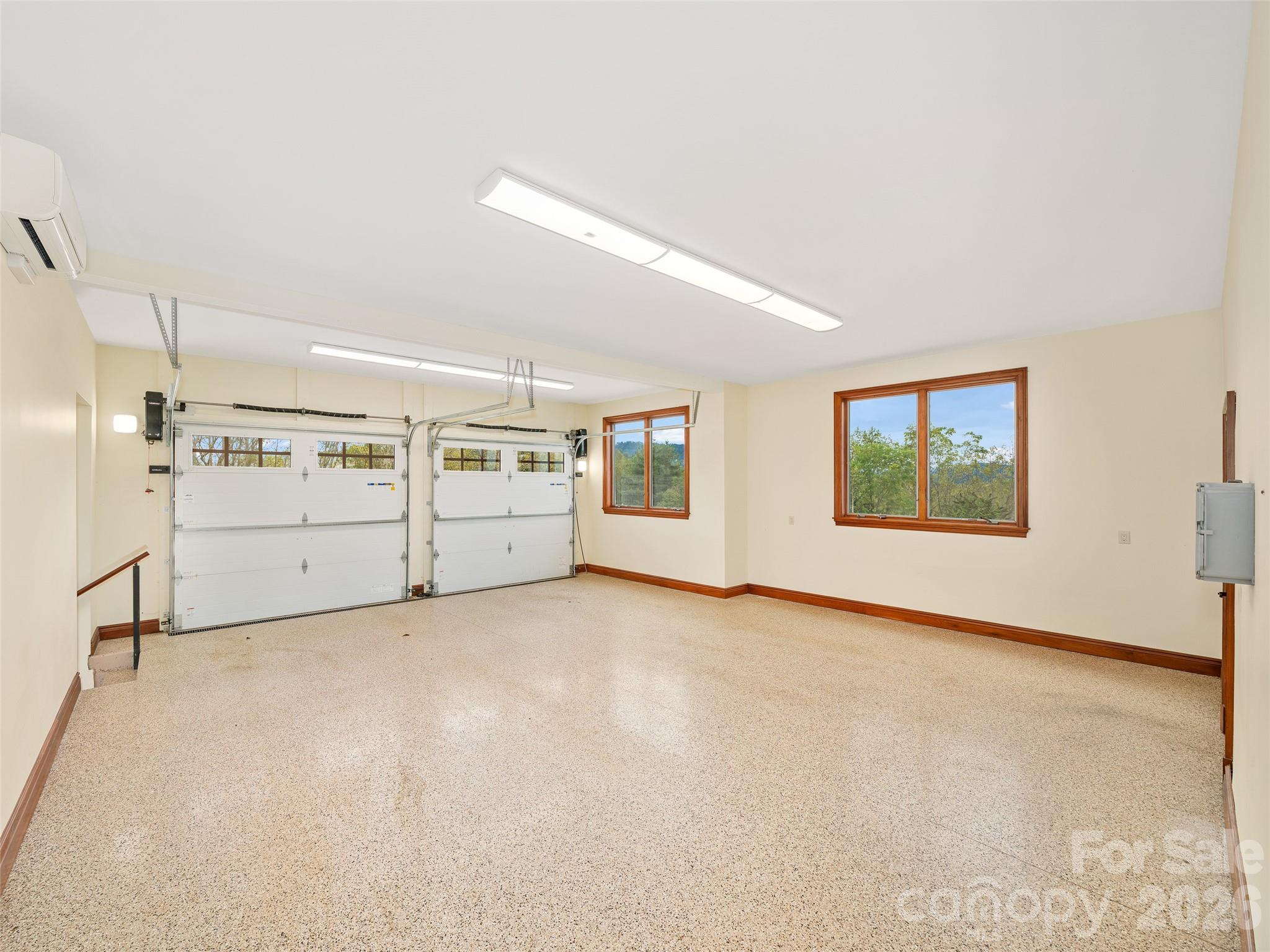 946 Ridge Road — Green Mountain