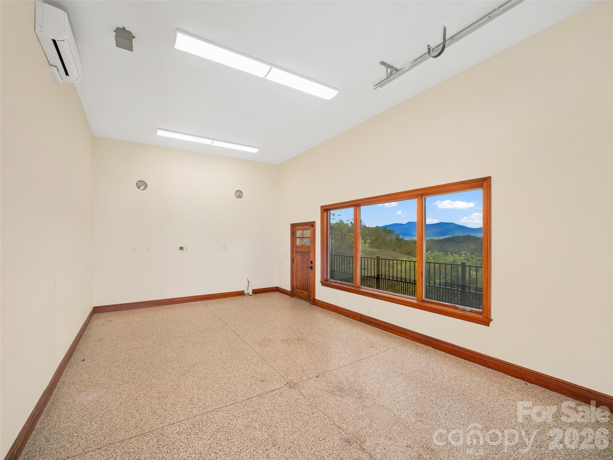 946 Ridge Road — Green Mountain