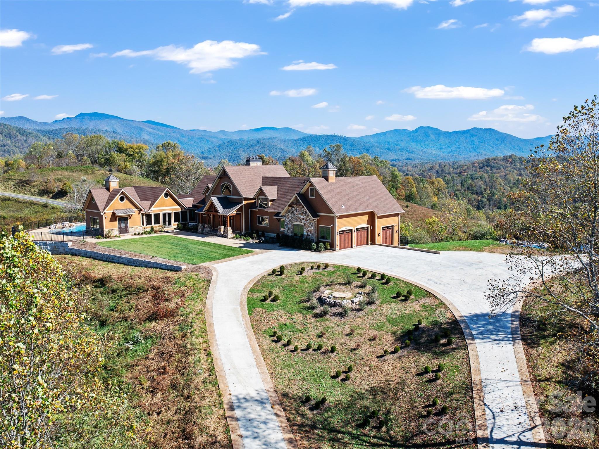 946 Ridge Road — Green Mountain