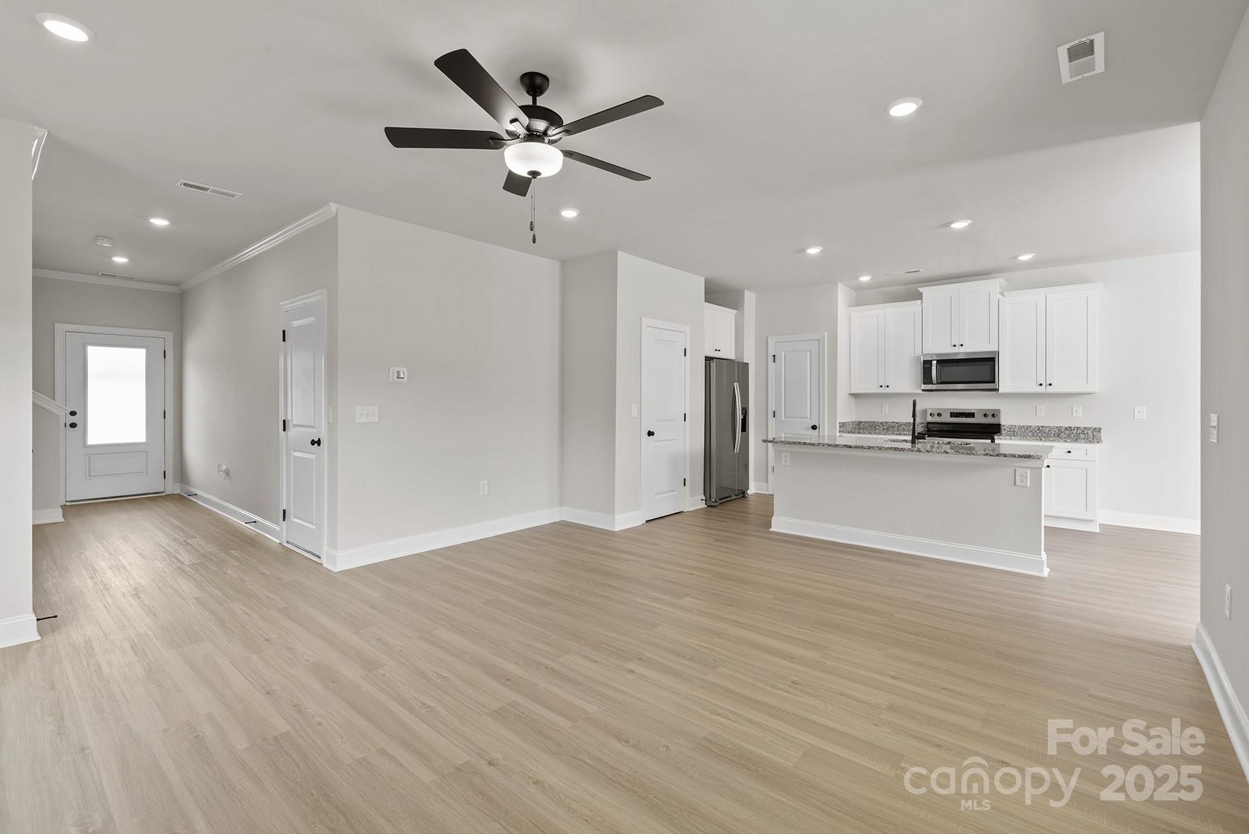 3321 Strong Box Lane — Gastonia