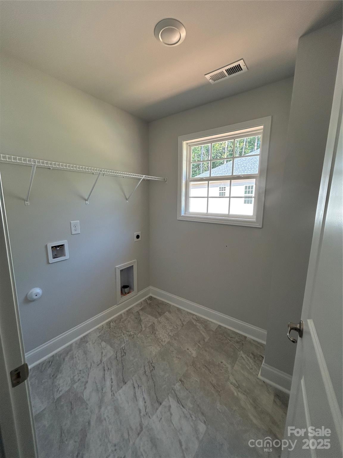 2915 Waterford Lane #33 B — Albemarle