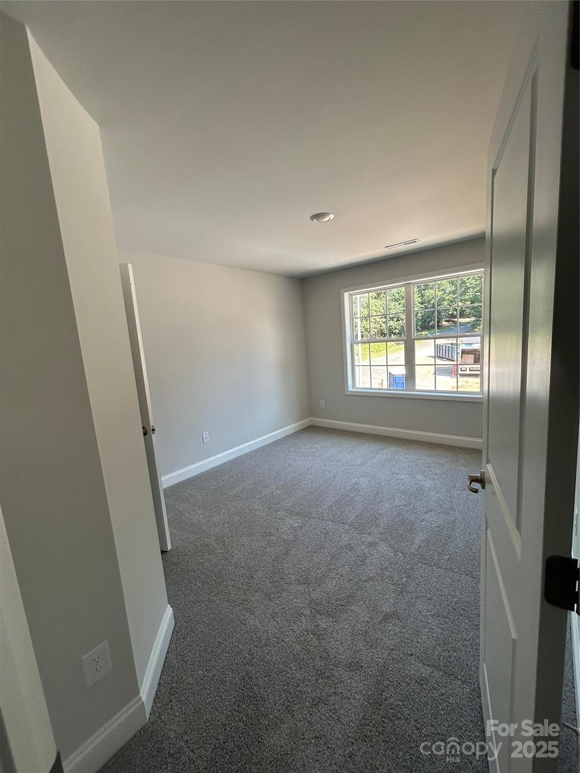 2915 Waterford Lane #33 B — Albemarle