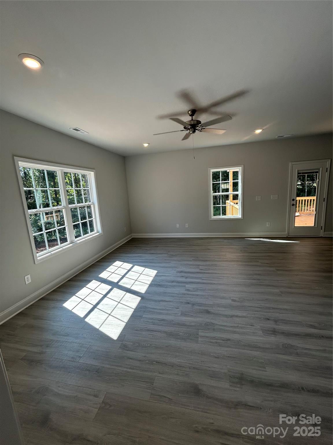 2915 Waterford Lane #33 B — Albemarle