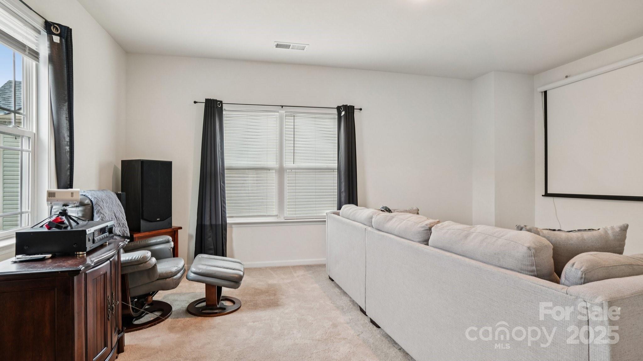 483 Hunton Forest Drive — Concord