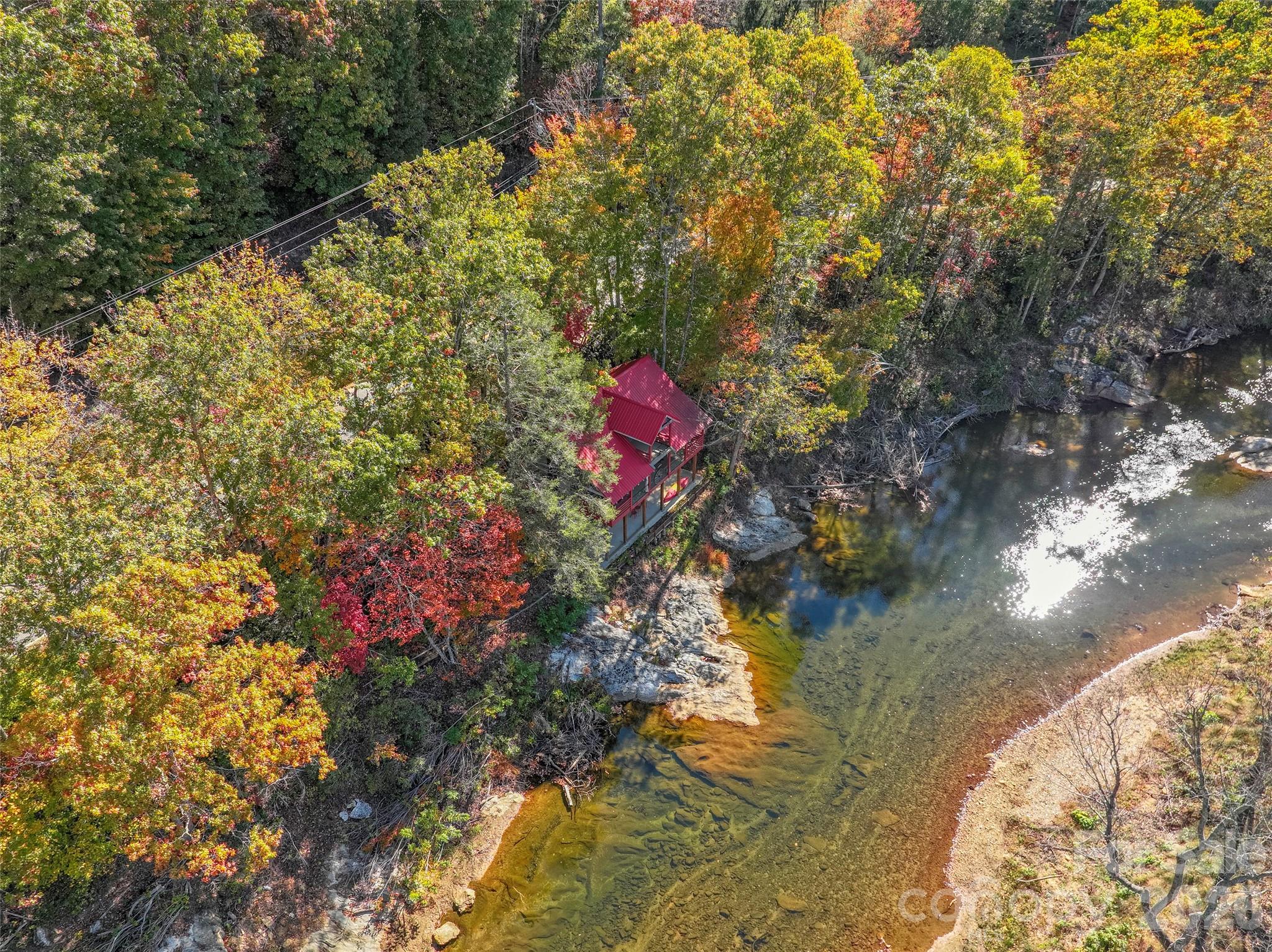996 HALLS CHAPEL Road — Burnsville