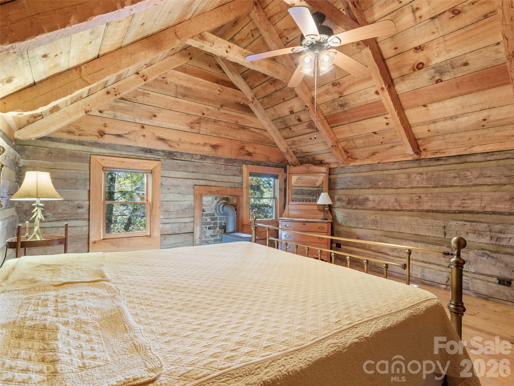 996 HALLS CHAPEL Road — Burnsville