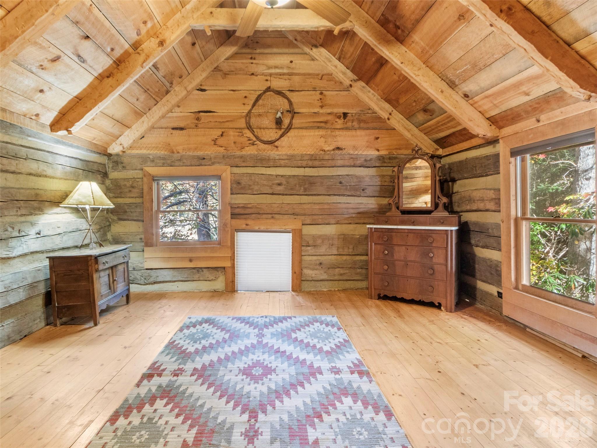 996 HALLS CHAPEL Road — Burnsville