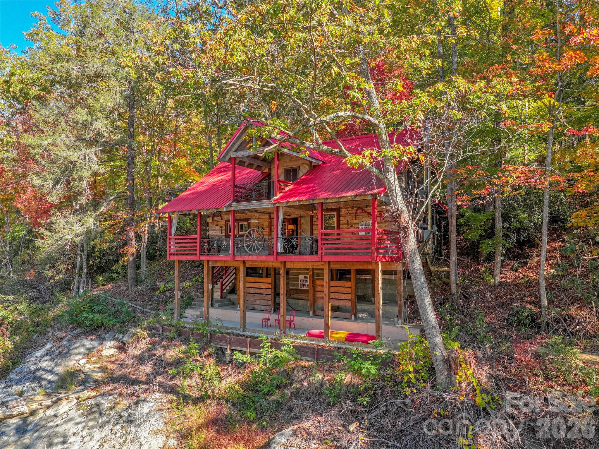 996 HALLS CHAPEL Road — Burnsville