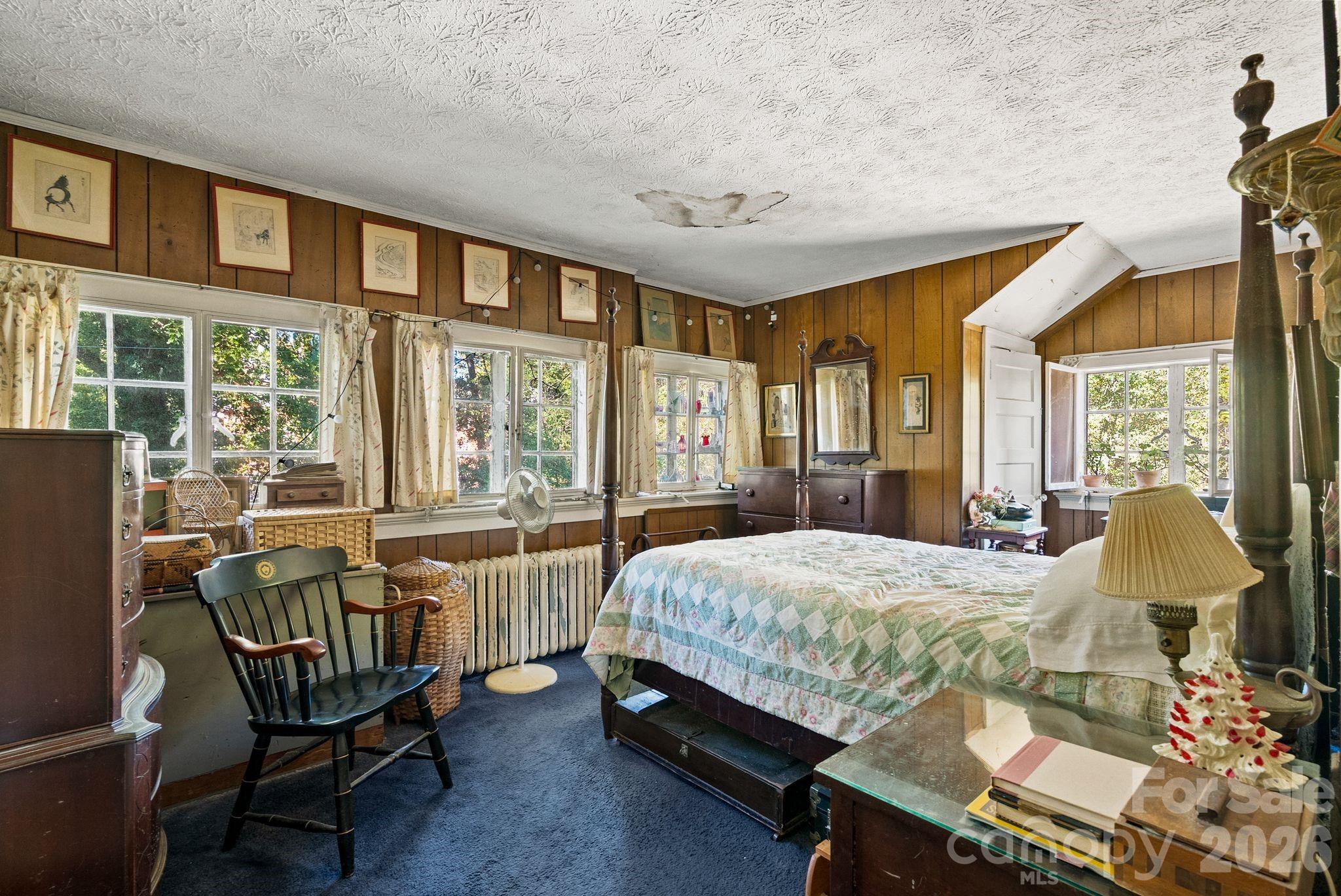 414 Beaucatcher Road — Asheville