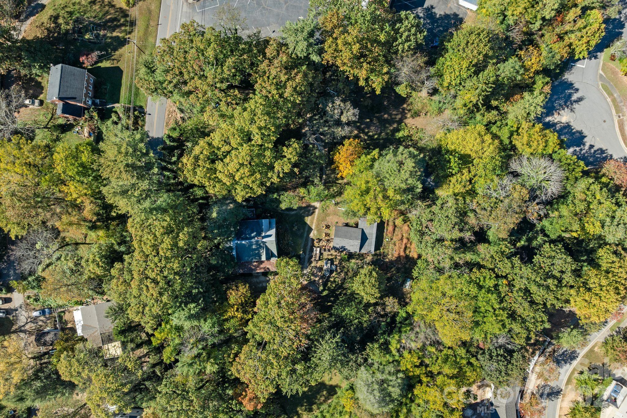 414 Beaucatcher Road — Asheville