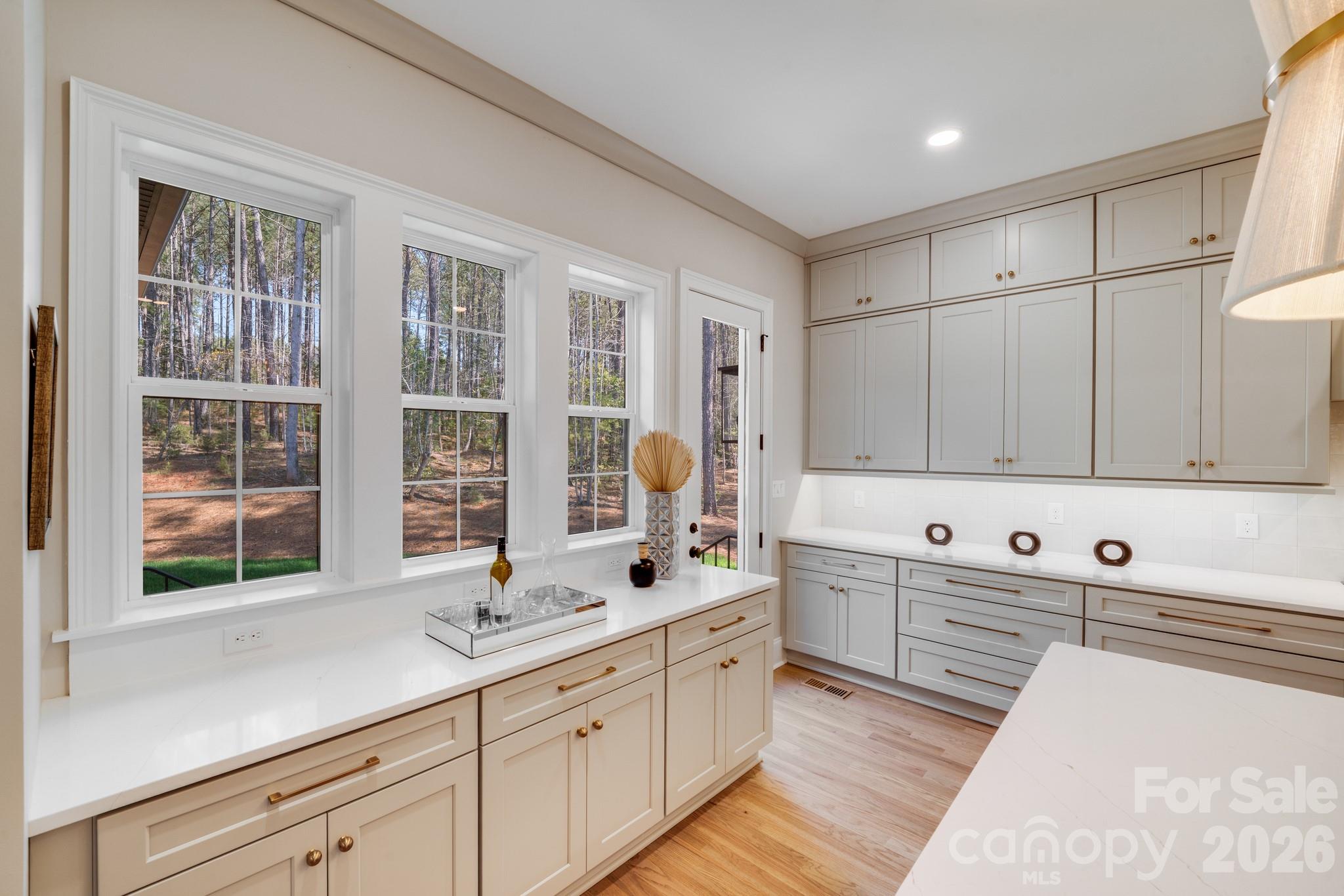 4354 Persimmon Road — Lancaster