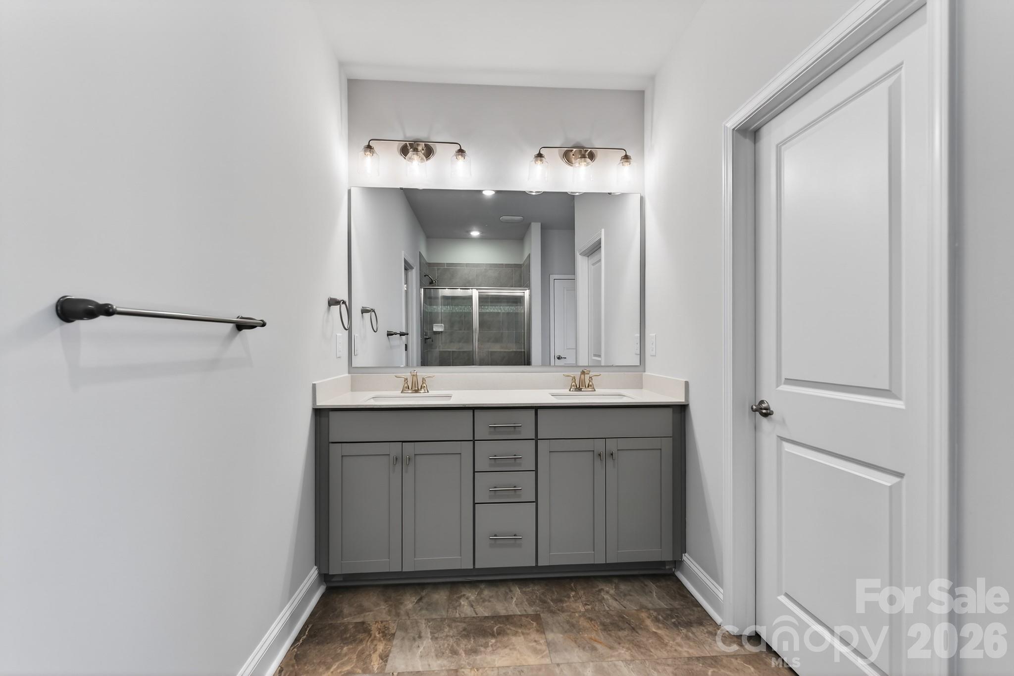 2911 Waterford Lane #35 B — Albemarle