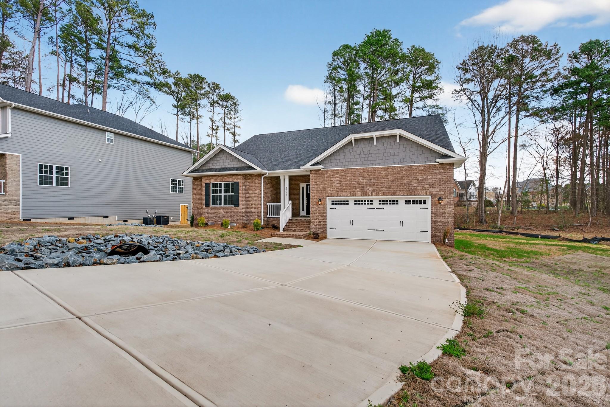 2911 Waterford Lane #35 B — Albemarle