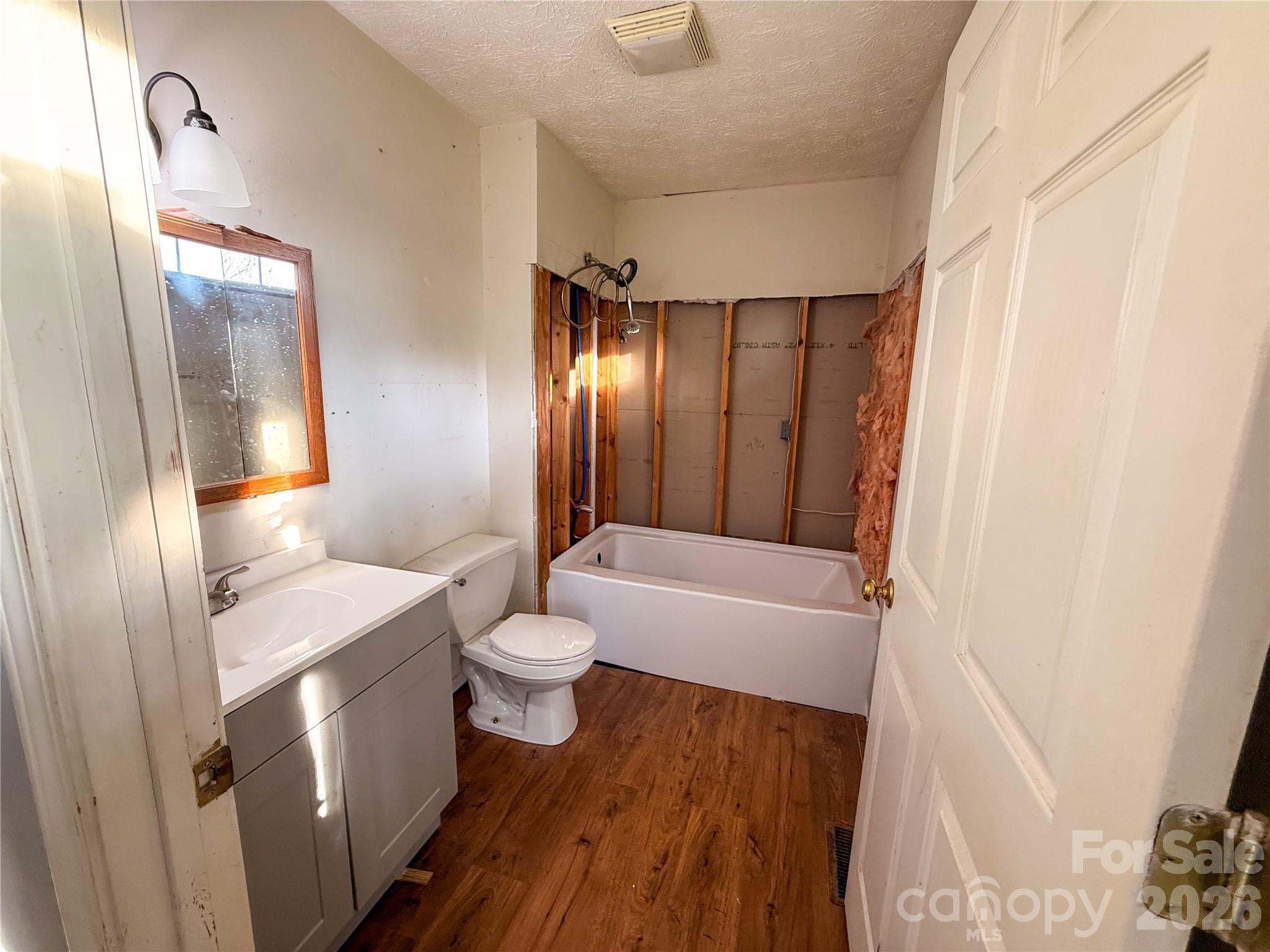 45 Pleasant Court — Flat Rock