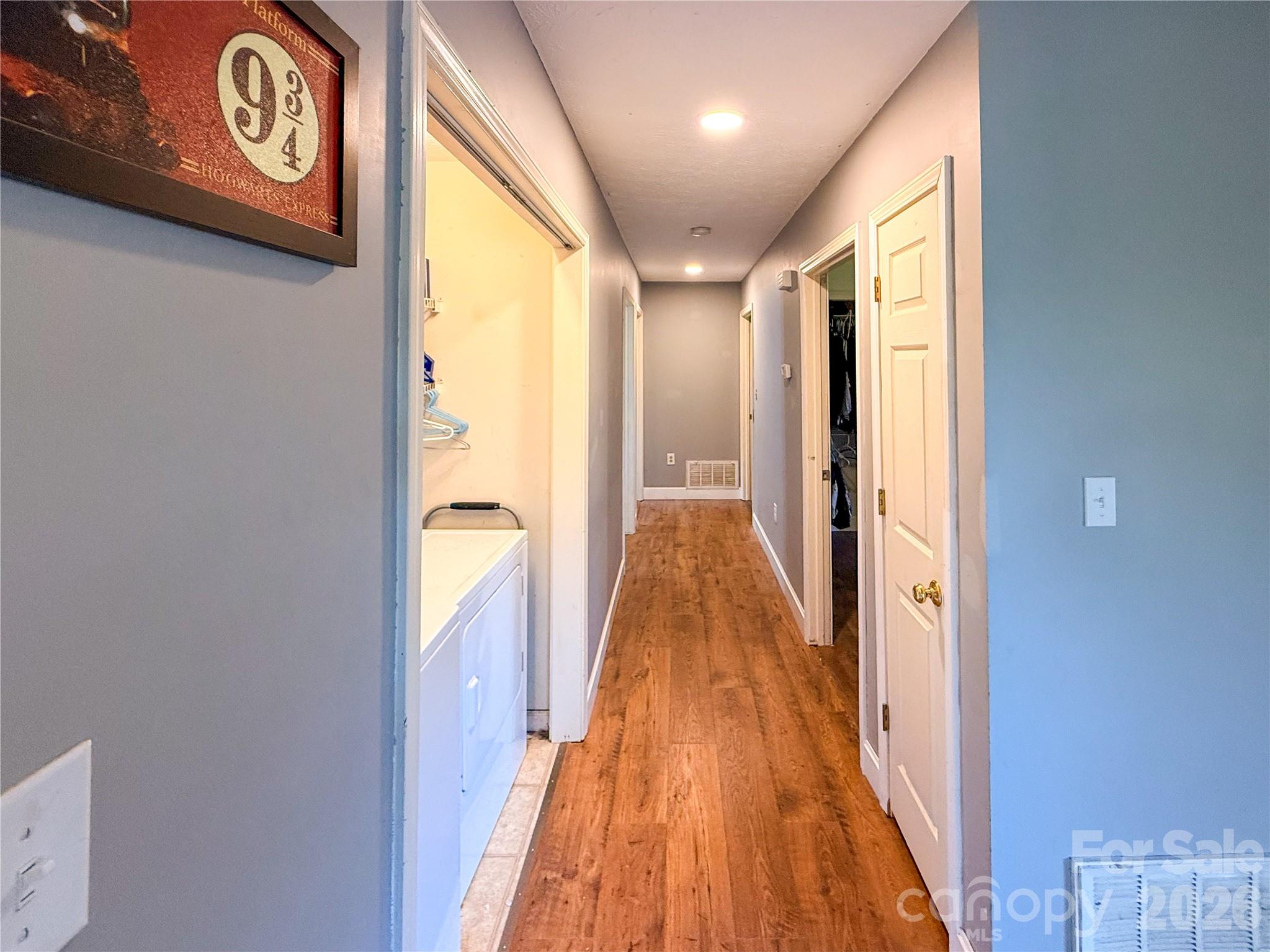 45 Pleasant Court — Flat Rock