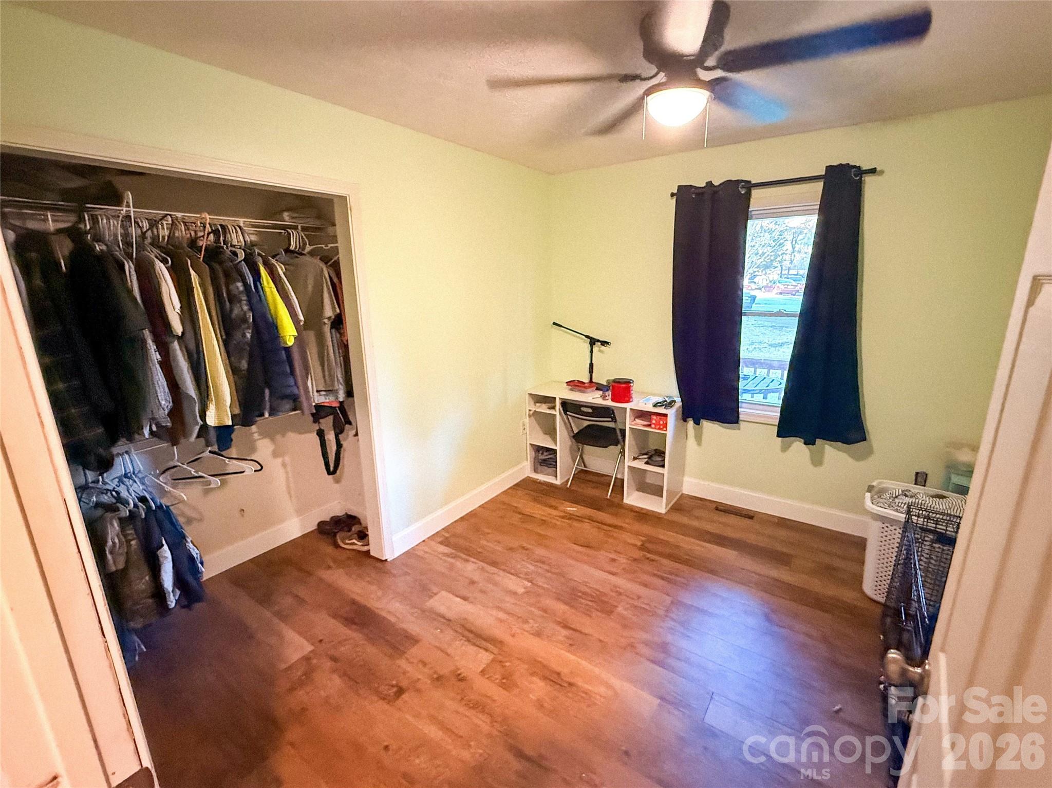 45 Pleasant Court — Flat Rock