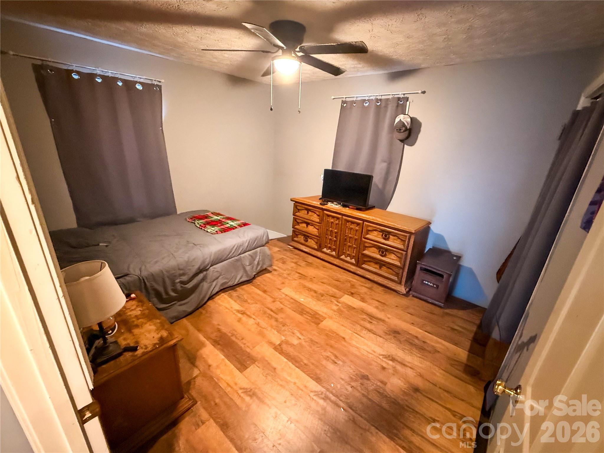 45 Pleasant Court — Flat Rock